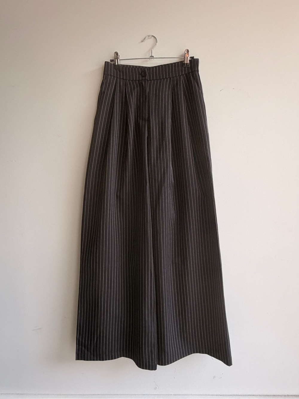Commense Black Pinstripe Wide-Leg Pants